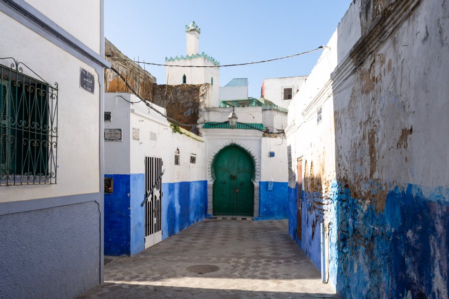 Ruelle de la médina d'Asilah au Maroc