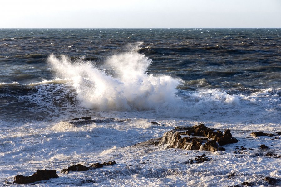 Vagues sur l'océan à Essaouira