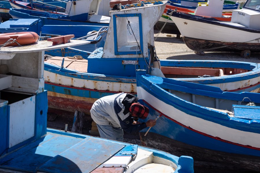 Peinture sur un bateau de pêche, Sicile