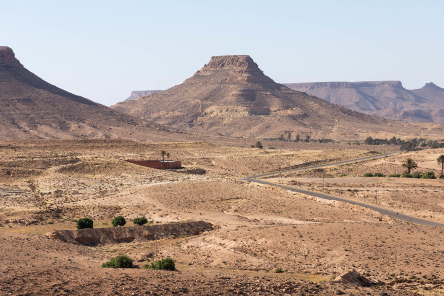 Montagnes vers Tataouine et Douiret, Tunisie