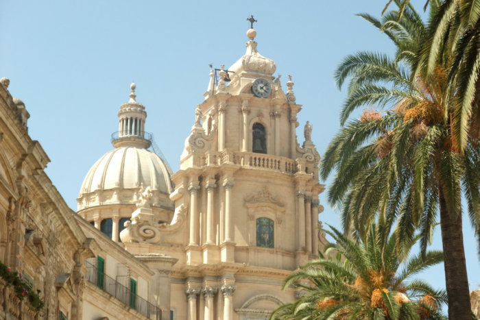 Église de Raguse, Voyage en Sicile