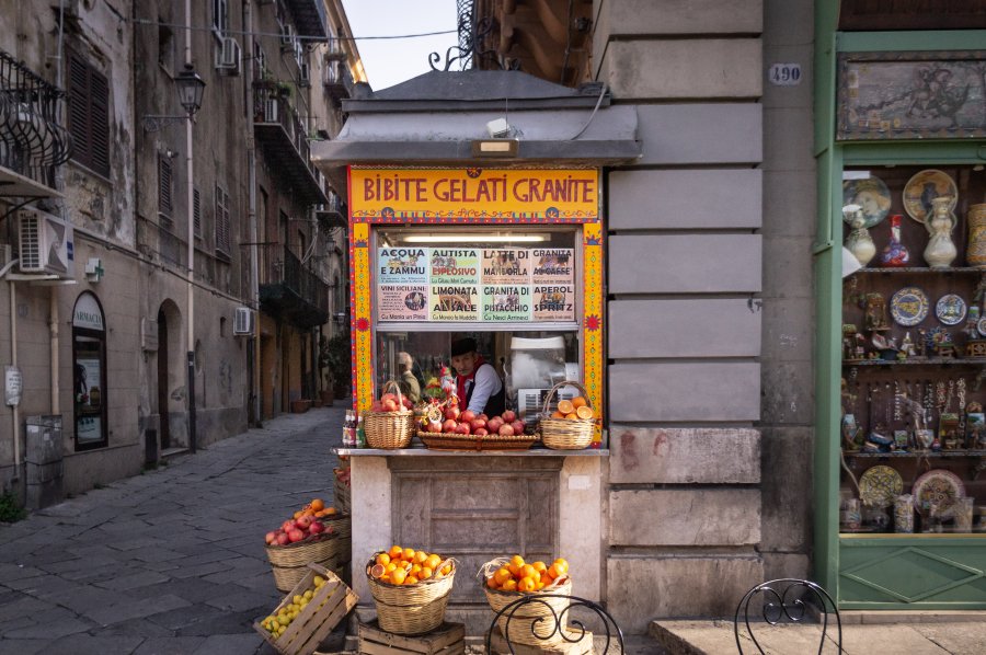 Mini boutique à Palerme