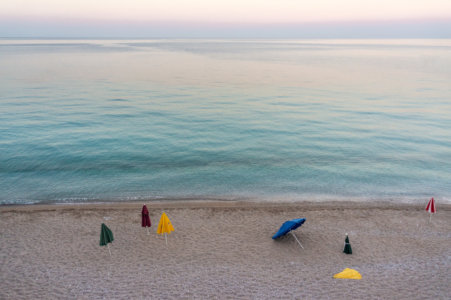 Plage d'Himare en Albanie