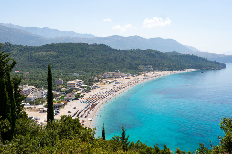 Plage de Livadhi en Albanie