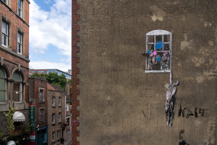 Street art par Bansky sur park street à Bristol