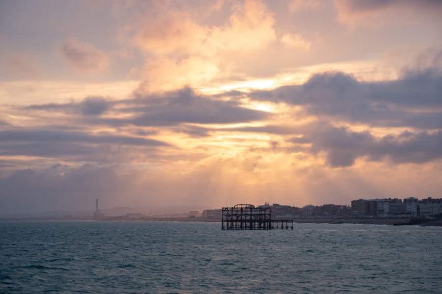 Coucher de soleil depuis la jetée de Brighton