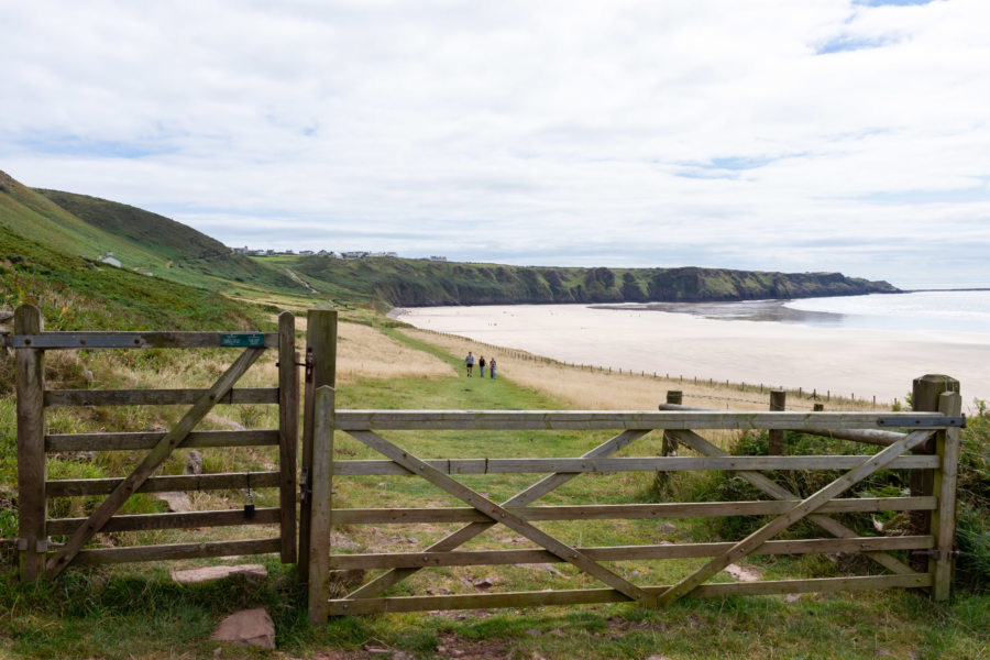 Randonnée au-dessus de la plage de Rhossili au Pays de Galles