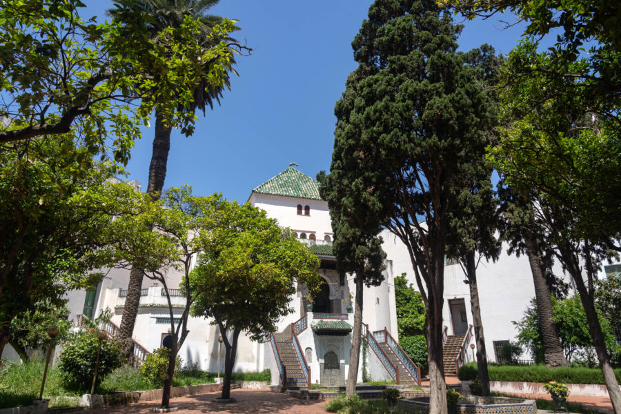 Jardin de l'école d'artisanat de Tetouan au Maroc