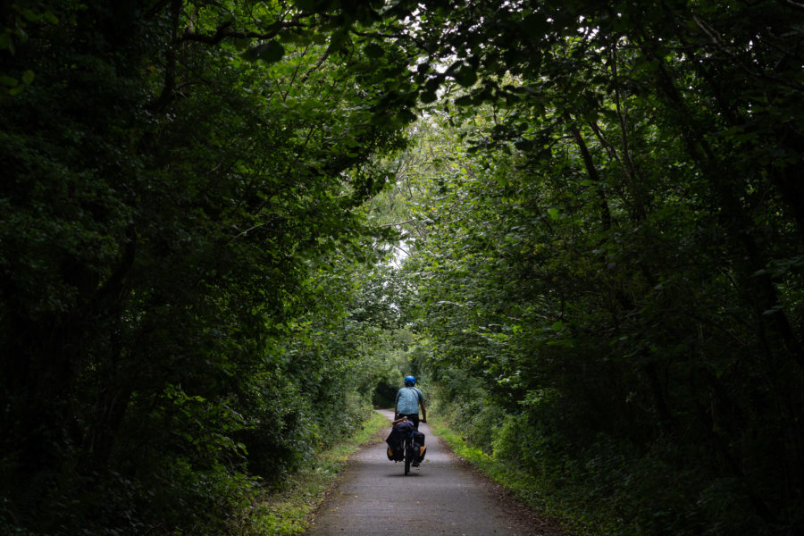 Voyage à vélo sur piste cyclable au Pays de Galles