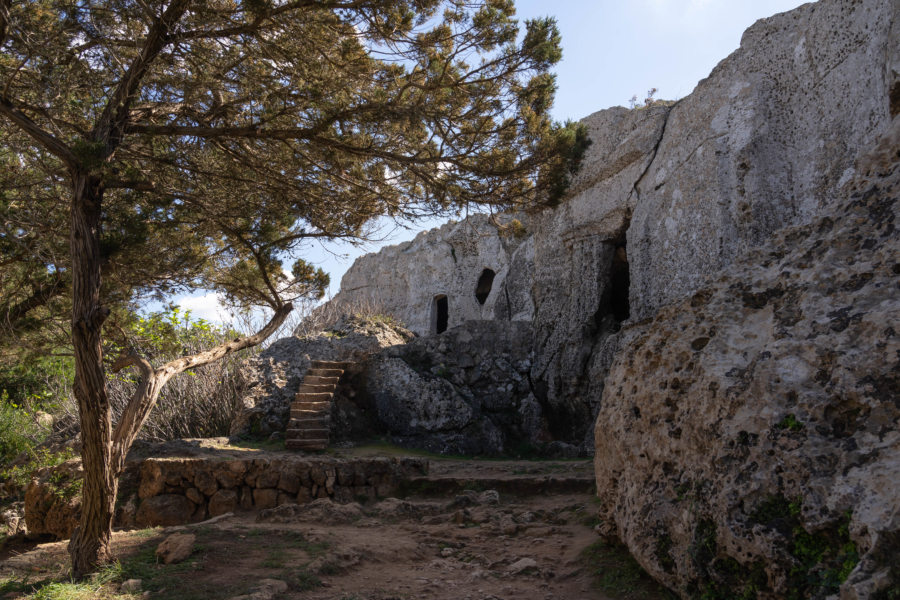 Visite de l'ancienne nécropole Cala Morell à Minorque