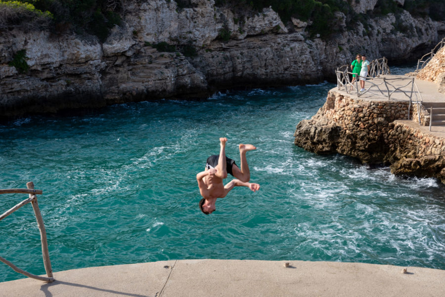 Plongeon dans la Cala N Brut à Minorque