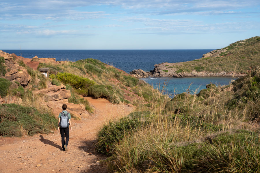 Randonnée vers la plage de Cavalleria à Minorque