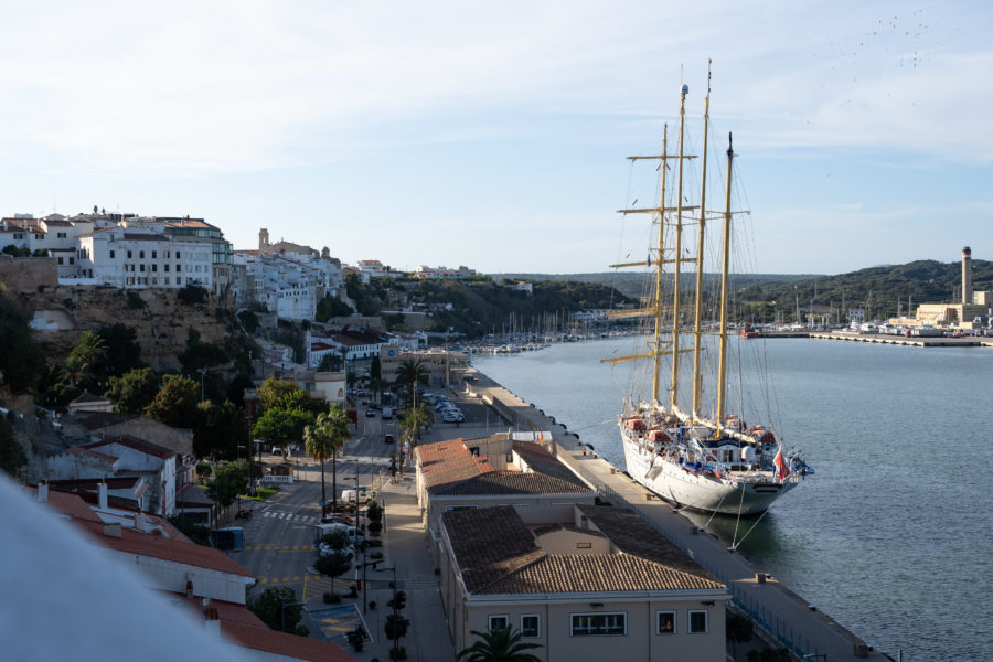 Vue sur mer à Port Mahon, voyage à Minorque