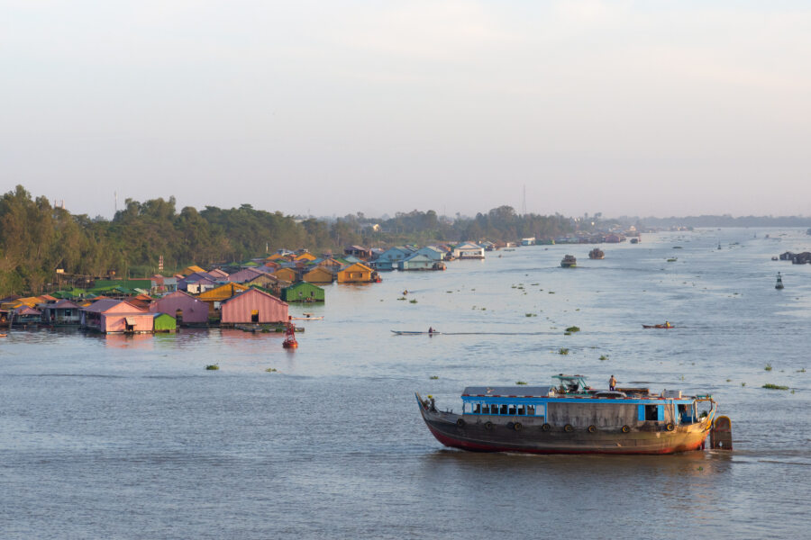 Vue sur le Mekong depuis l'hôtel à Chau Doc