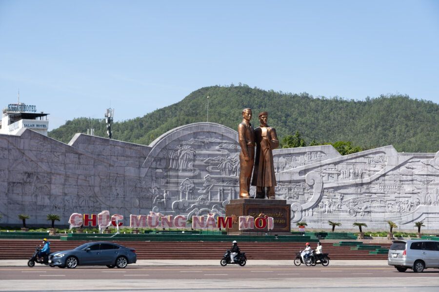 Statues dans la ville de Quy Nhon au Vietnam