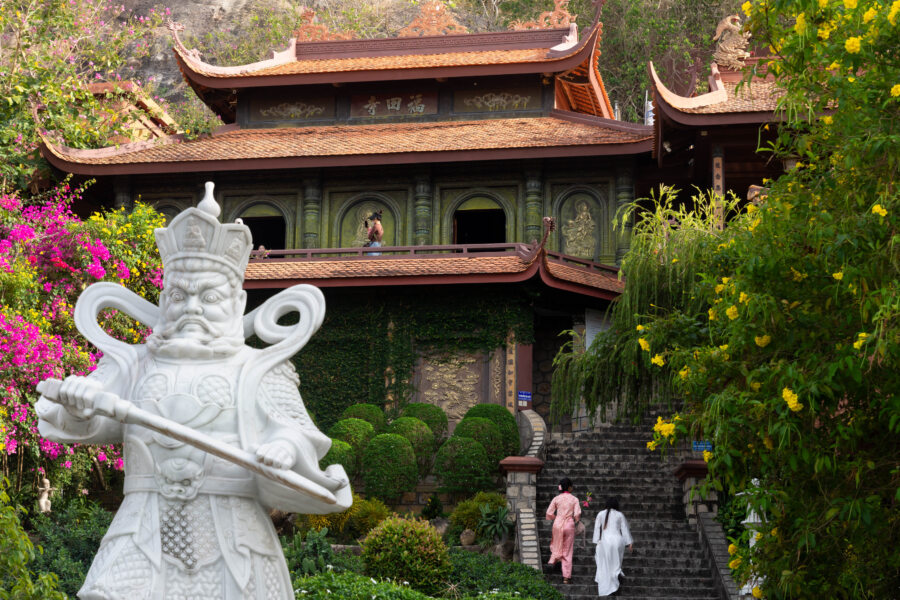 Temple de Phuoc Dien Thu, colline de Nui Sam